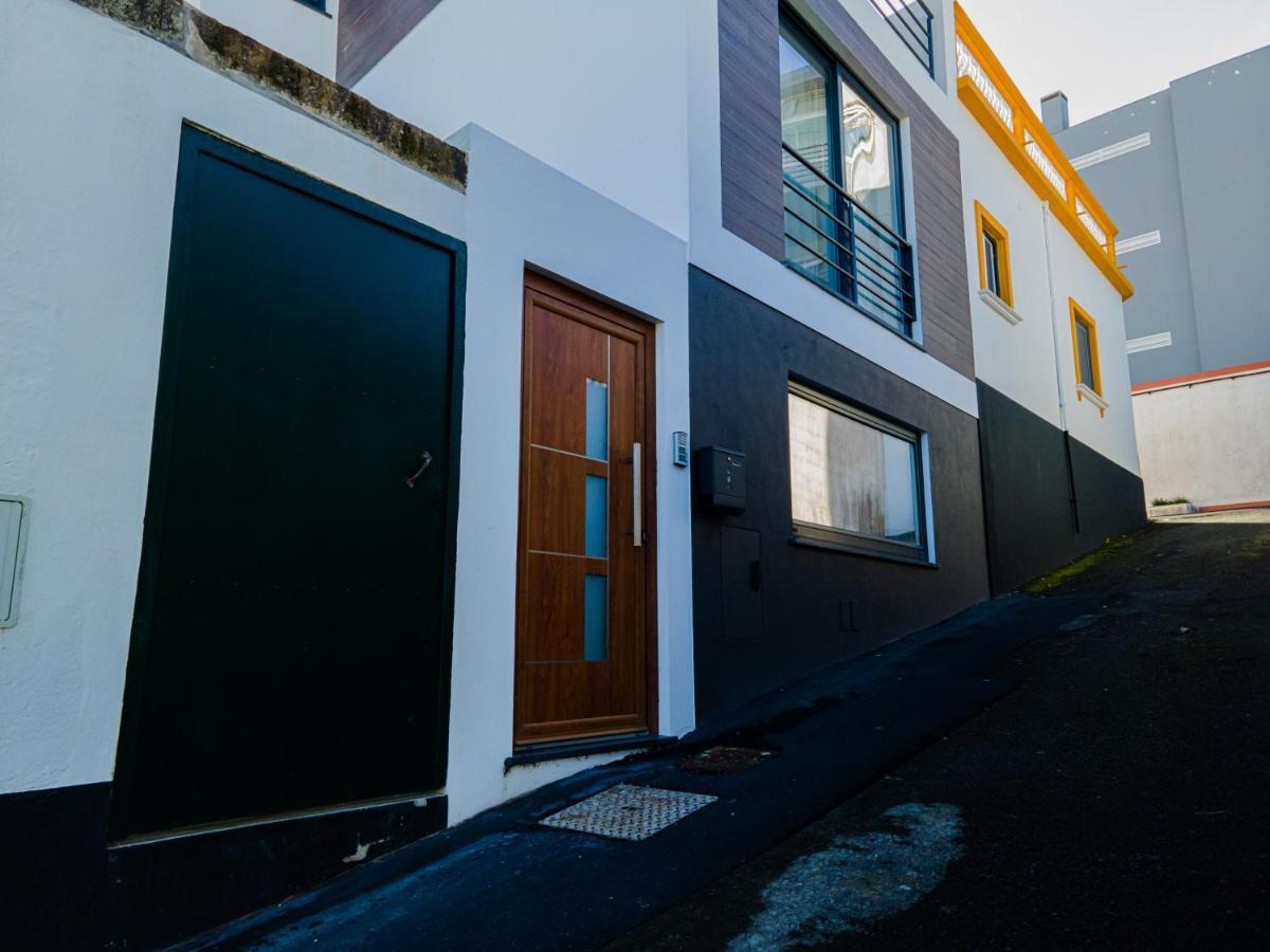 Apartamentos Da Travessa プライア・ダ・ヴィクトーリア エクステリア 写真